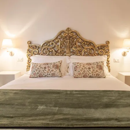 A Casa Di Carlo Vaticano Rom
